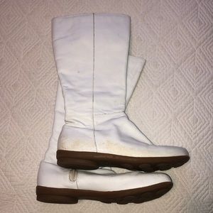 Me Too Mod White Booties Urban Outfitters Size 7
